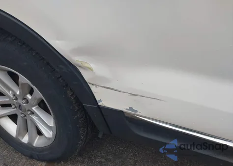 2011 Ford Explorer Xlt z USA, uszkodzony, nr VIN 1FMHK8D89BGA17025